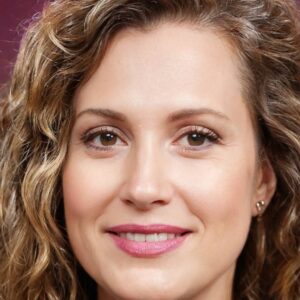 Νεφέλη Κωνσταντίνου - Συγγραφέας